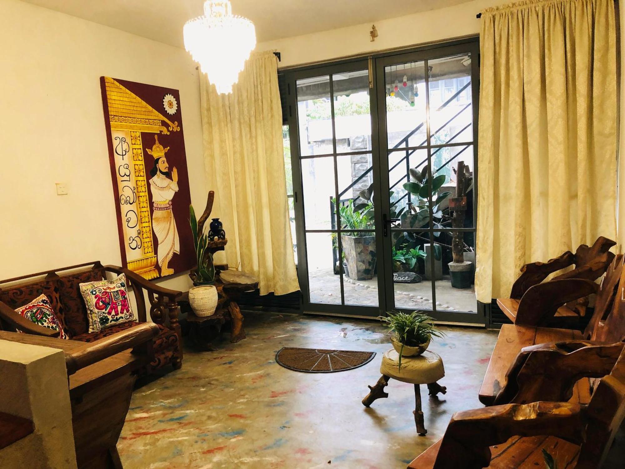 Barefoot Inn 캔디 외부 사진